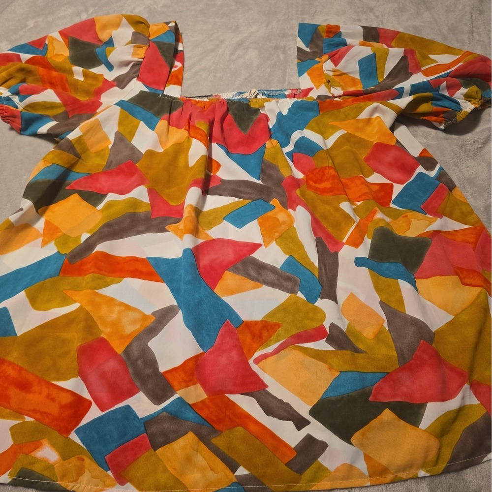 Grace & Emma Multicolor Blouse Geometric Peasant Top Plus 2x Puff Sleeves